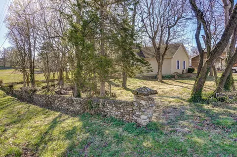 Exterior - 104 Allen St, Marshfield, MO 65706 photo 14 of 14