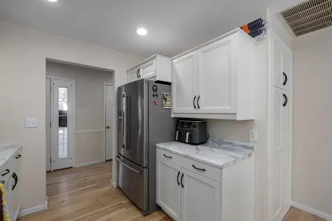 Kitchen - 104 Allen St, Marshfield, MO 65706 photo 4 of 5