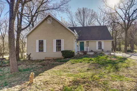 Exterior - 104 Allen St, Marshfield, MO 65706 photo 2 of 14