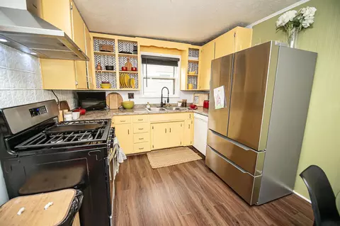 1322 N Benton Ave, Springfield, MO 65802 photo 15