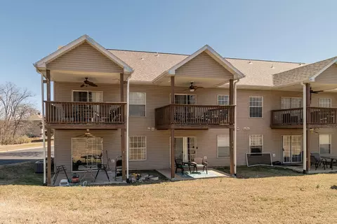 590 13 Abby Woodpecker Lane Apt 8 2 Ln #8, 2, Branson, MO 65616 photo 18