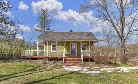 1247 Buckeye Rd, Sparta, MO 65753 photo 2