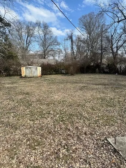 2315 E Manchester St, Springfield, MO 65804 photo 15