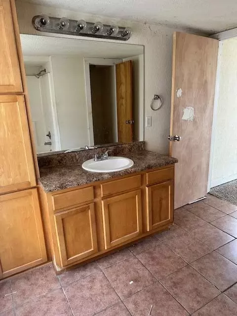 2315 E Manchester St, Springfield, MO 65804 photo 7