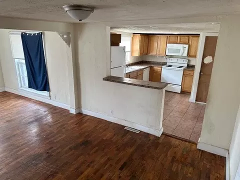 2315 E Manchester St, Springfield, MO 65804 photo 3