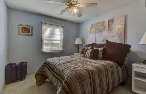 Bedroom - 26385 Rustic Road Rd, Shell Knob, MO 65747 photo 1 of 6