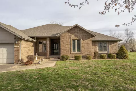 1109 W Tracker Rd, Nixa, MO 65714 photo 2
