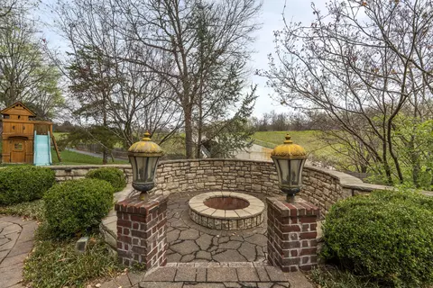 Exterior - 4788 S Sydney Ave, Springfield, MO 65810 photo 16 of 28