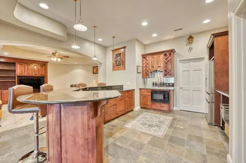 Kitchen - 4788 S Sydney Ave, Springfield, MO 65810 photo 9 of 9