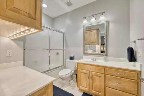 Bath - 4788 S Sydney Ave, Springfield, MO 65810 photo 10 of 17