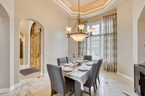 Dining - 4788 S Sydney Ave, Springfield, MO 65810 photo 2 of 5