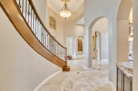 Entry Way - 4788 S Sydney Ave, Springfield, MO 65810 photo 8 of 16