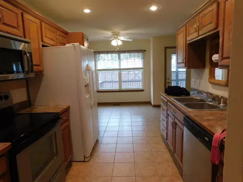 307 Penzance St, Monett, MO 65708 photo 4