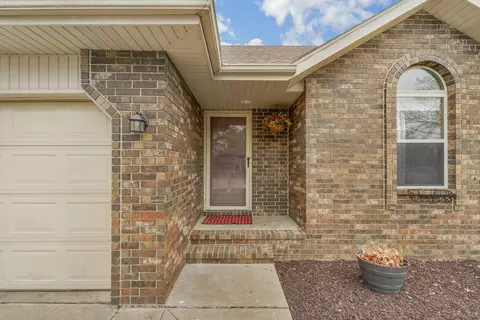 615 E Sunset Ave, Nixa, MO 65714 photo 3