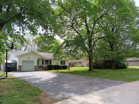 2714 S Golden Ave, Springfield, MO 65807 photo 1