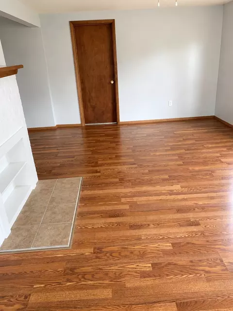 Living - 59 Landrace Loop, Tecumseh, MO 65760 photo 2 of 4