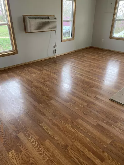 Living - 59 Landrace Loop, Tecumseh, MO 65760 photo 8 of 9