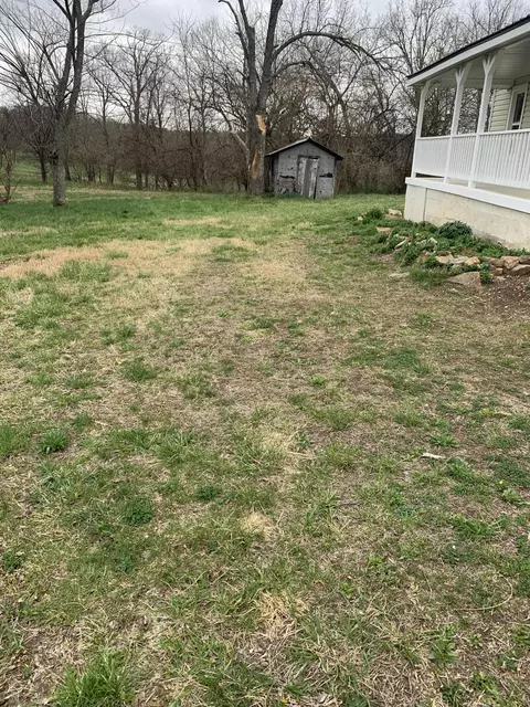 Exterior - 59 Landrace Loop, Tecumseh, MO 65760 photo 8 of 13