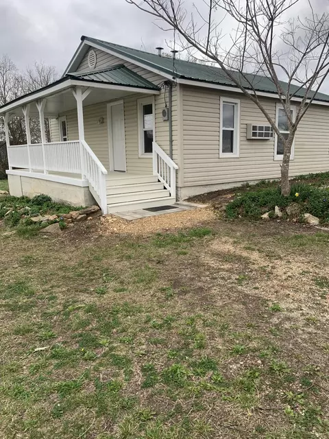 Exterior - 59 Landrace Loop, Tecumseh, MO 65760 photo 7 of 13