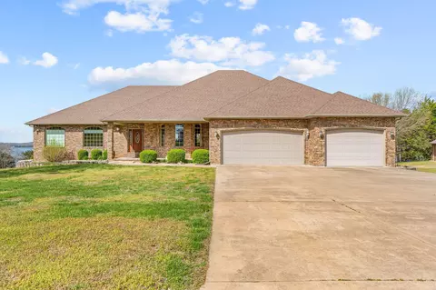 181 Merlot Rd, Lampe, MO 65681
