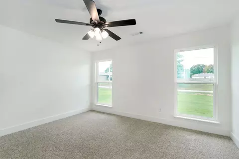5207 S April Ct, Battlefield, MO 65619 photo 14