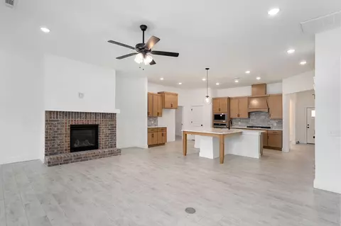 5207 S April Ct, Battlefield, MO 65619 photo 10