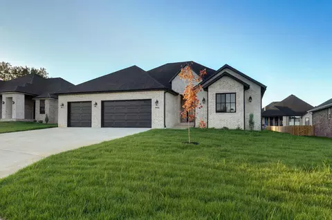 4486 E Hidden Oak St, Springfield, MO 65802 photo 2