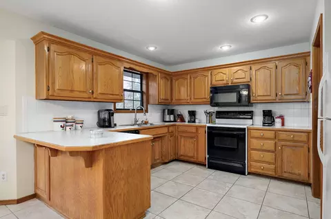 302 W Warren Ave, Ozark, MO 65721 photo 13