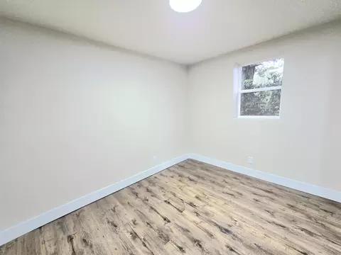 1511 W Lee St, Springfield, MO 65803 photo 17