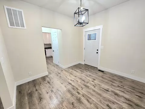 1511 W Lee St, Springfield, MO 65803 photo 10