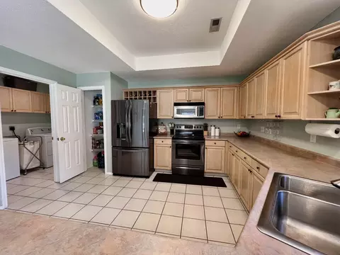 3639 E Bowman St, Springfield, MO 65809 photo 11