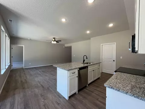 722 Swiss Rd, Marshfield, MO 65706 photo 6