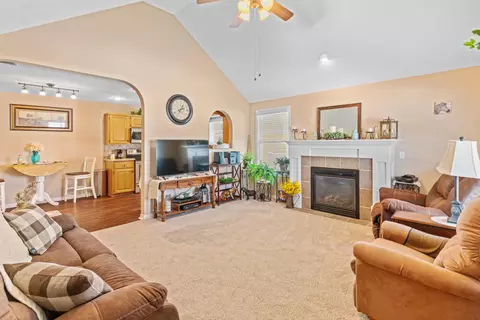 606 E Clay, Ozark, MO 65721 photo 6