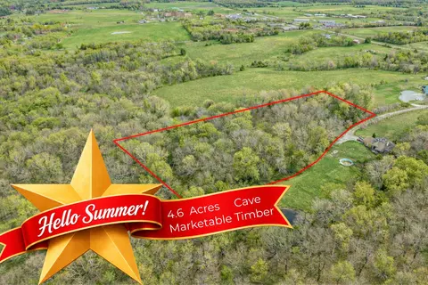 000 Oak Hill Rd, Houston, MO 65483