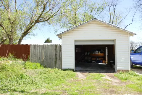 614 9th St, Monett, MO 65708 photo 10