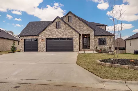 1686 N Marlowe Ave, Springfield, MO 65802 photo 1