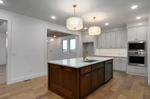 1686 N Marlowe Ave, Springfield, MO 65802 photo 13