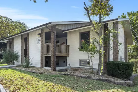 142 Grandview Dr #4, Branson, MO 65616 photo 3