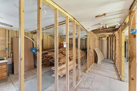 Entry Way - 175 Ivey St, Shell Knob, MO 65747 photo 3 of 5