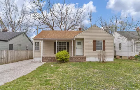 1421 E Stanford St, Springfield, MO 65804 photo 1