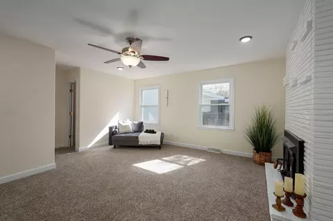 2160 E Berkeley St, Springfield, MO 65804 photo 17
