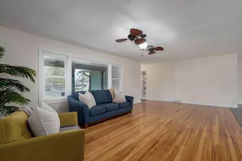 2160 E Berkeley St, Springfield, MO 65804 photo 9