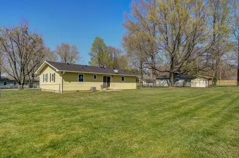 102 E Chrysler Ave, Clever, MO 65631 photo 22