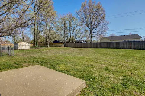 102 E Chrysler Ave, Clever, MO 65631 photo 18