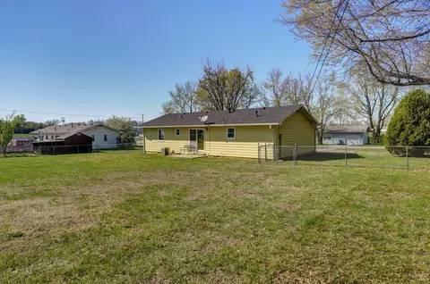 102 E Chrysler Ave, Clever, MO 65631 photo 24