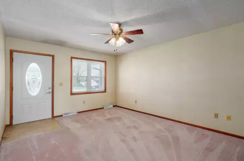 102 E Chrysler Ave, Clever, MO 65631 photo 6
