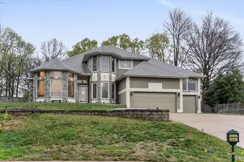 4027 E Dardenelle Pl, Springfield, MO 65809 photo 8