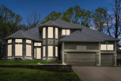4027 E Dardenelle Pl, Springfield, MO 65809 photo 4