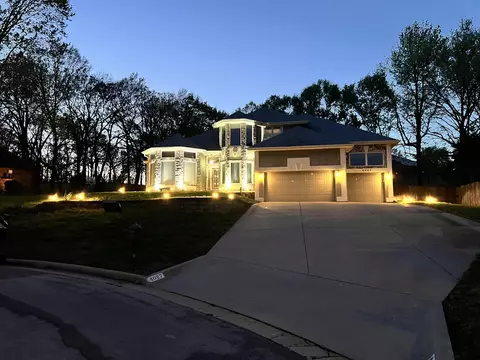 4027 E Dardenelle Pl, Springfield, MO 65809 photo 3