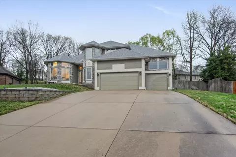 4027 E Dardenelle Pl, Springfield, MO 65809 photo 6